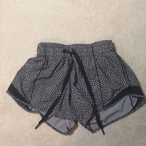 Lululemon Hotty Hot  Short